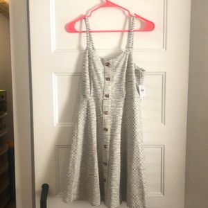 NWT Old Navy Button-Front Fit & Flare Dress, Small
